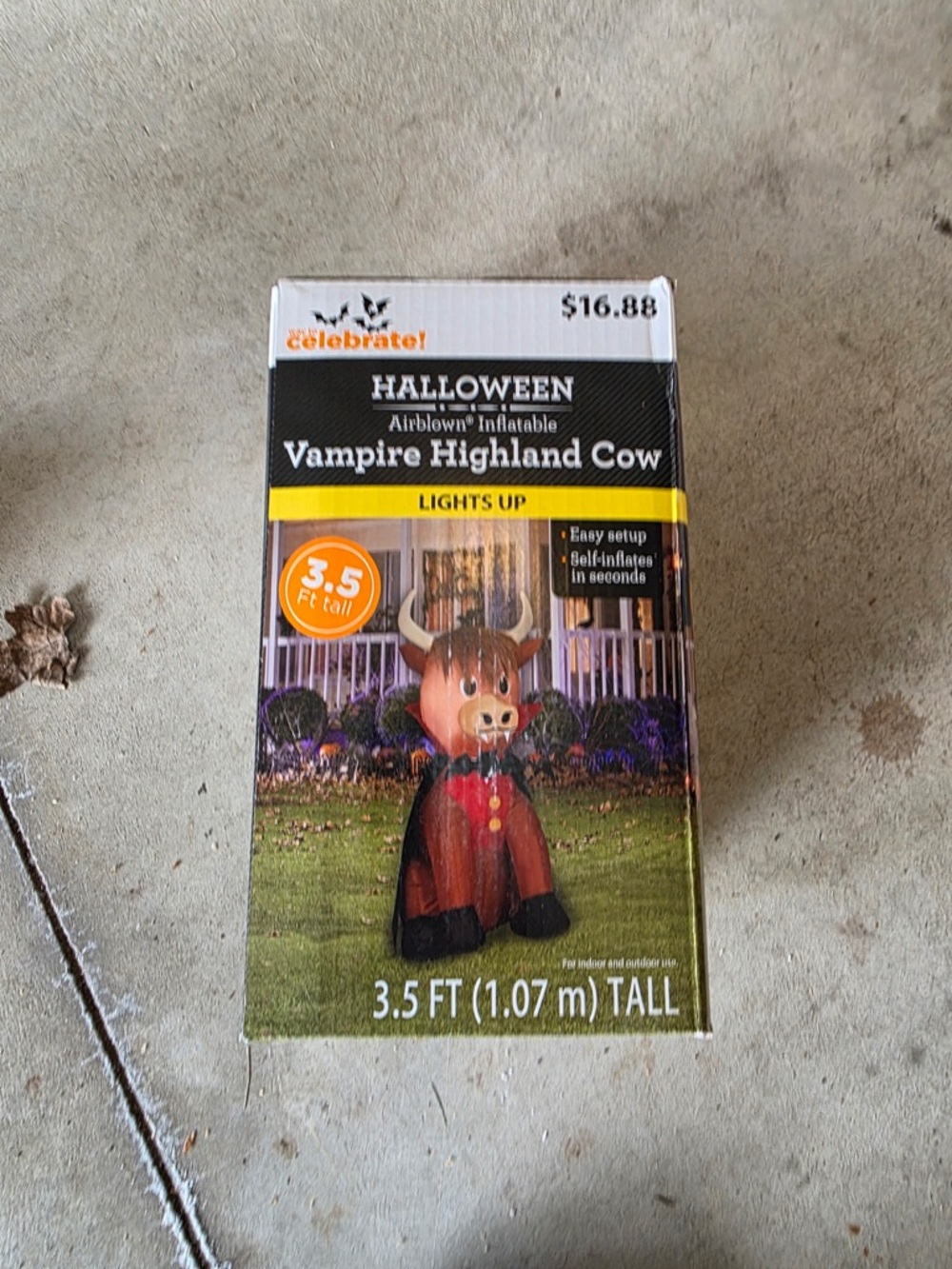 Halloween vampire longhorn inflatable